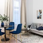 Househost Apartment: Starowislna Street 36/27 Apartamento Cracovia