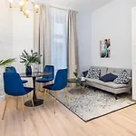 Househost Apartment: Starowislna Street 36/27 Appartement *