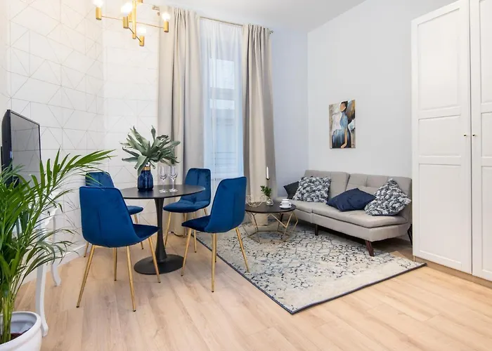 Househost Apartment: Starowislna Street 36/27 شقة *